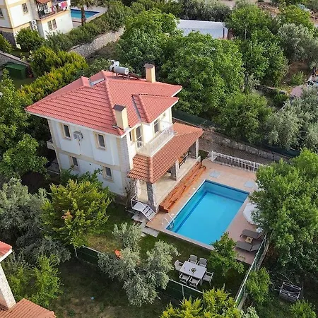 Villa Almond