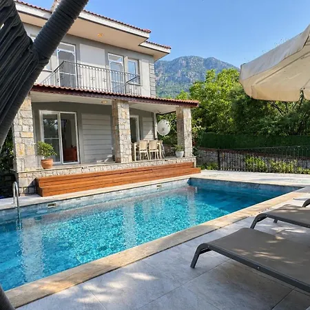 Almond Uec Yatak Odali Villa Ölüdeniz